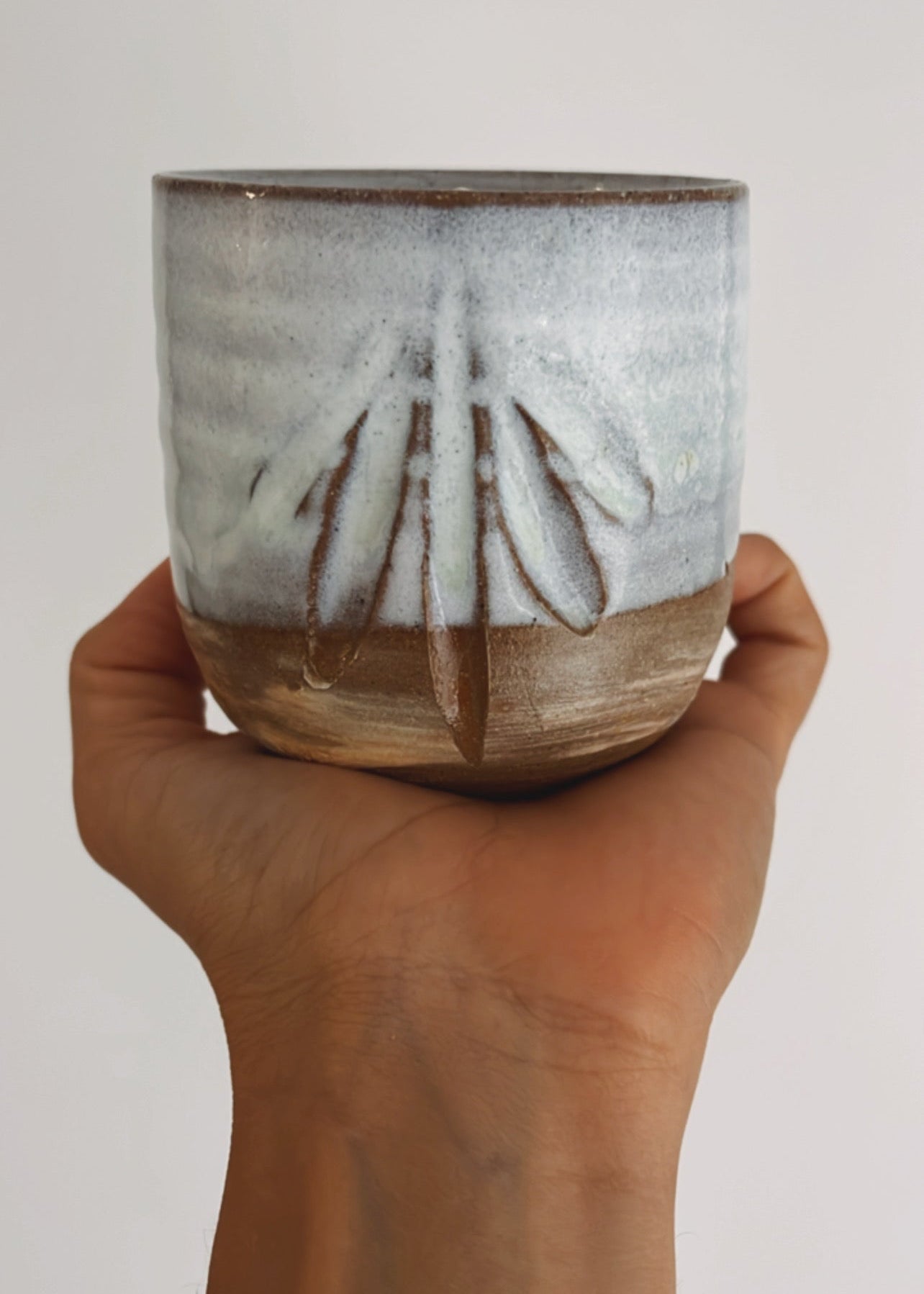 DESERT/MUG CANDLE - SCENTED WITH FRANGIPANI