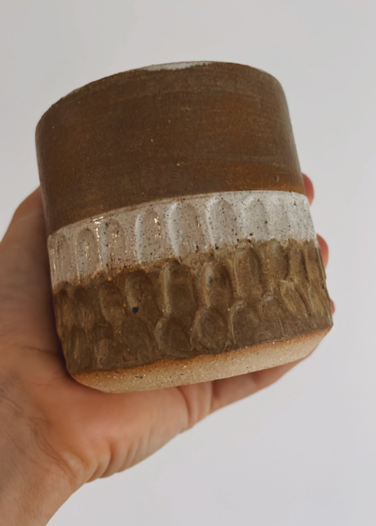 TRIBE/MUG CANDLE - SCENTED WITH PINE AND CEDAR WOOD