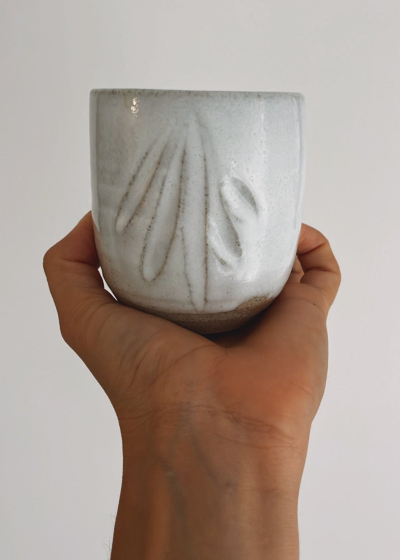 FLORA/ MUG CANDLE - SCENTED WITH COCONUT LIME